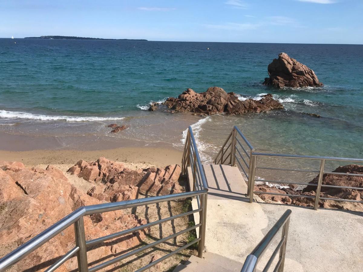 Magnifique appartement pied dans l'eau Cannes Extérieur photo